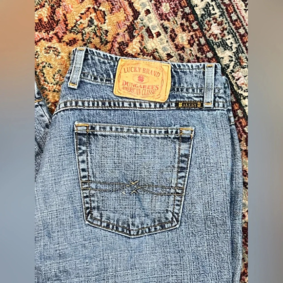 FINAL PRICE Ladies Lucky Brand Flared Jeans - Picture 8 of 11